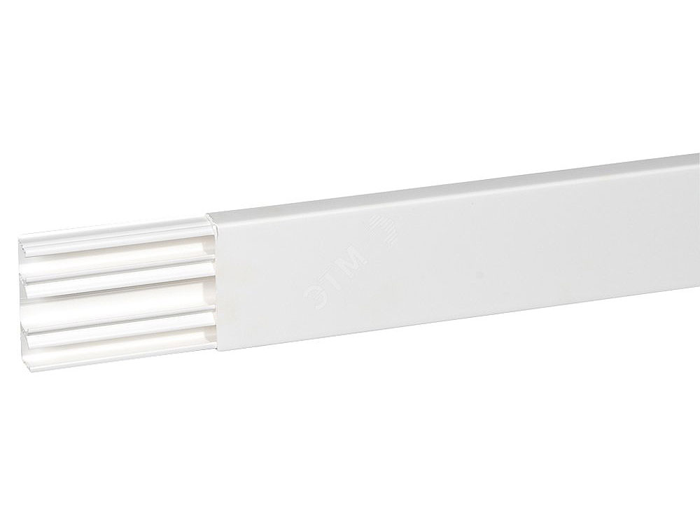 Плинтус Legrand 75x20мм 2м 30033