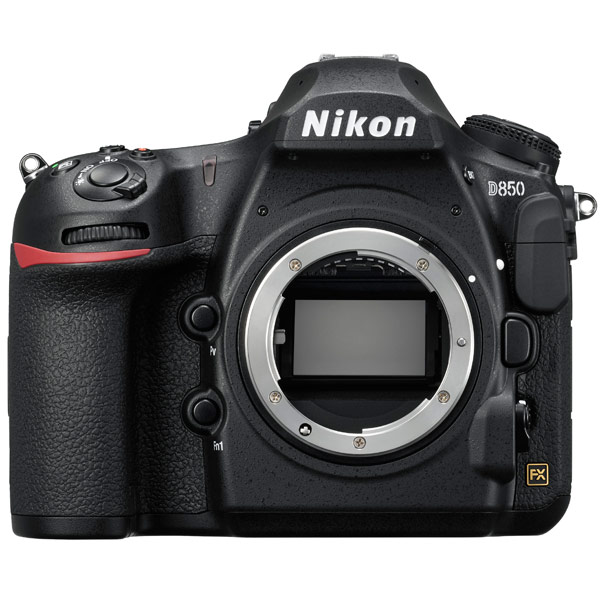 Зеркальный фотоаппарат Nikon D850 Body (VBA520AE) Black 46.9 Mp, 35.9 x 23.9 мм / max 8256 x 5504 / экран 3.15" / 0,915 г