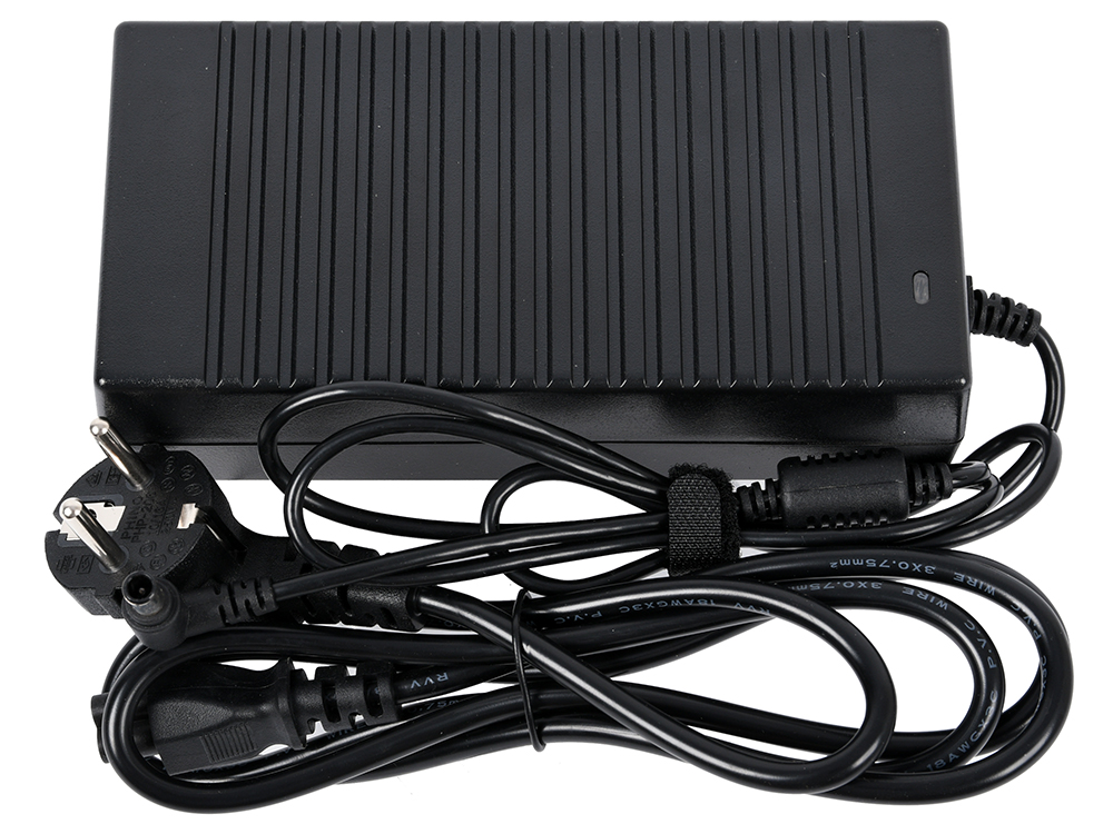

Зарядное устройство для моноблока TopON TOP-SY08 Sony Vaio VPC-L, VGC-LT, VGC-LM, VPC-F Series. 19.5V 7.7A 150W. Коннектор 6,5 на 4,4 мм с иглой.