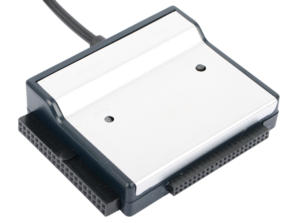 

Адаптер-переходник AgeStar USB 2.0 - 2.5"/3.5"/5.25" IDE/SATA FUBCA серебристый + внешний блок питан