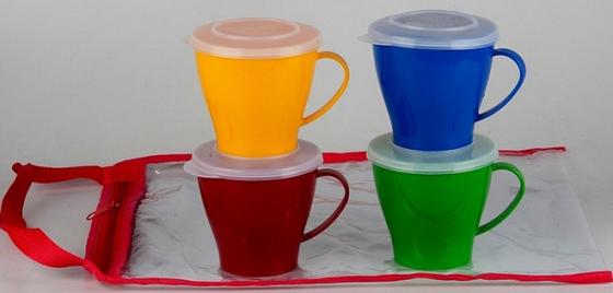 

SOLARIS набор посуды: 4 чашки 0,36л с крышками