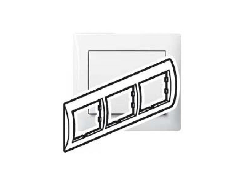 

Рамка Legrand G.Life 3 поста белый 771003