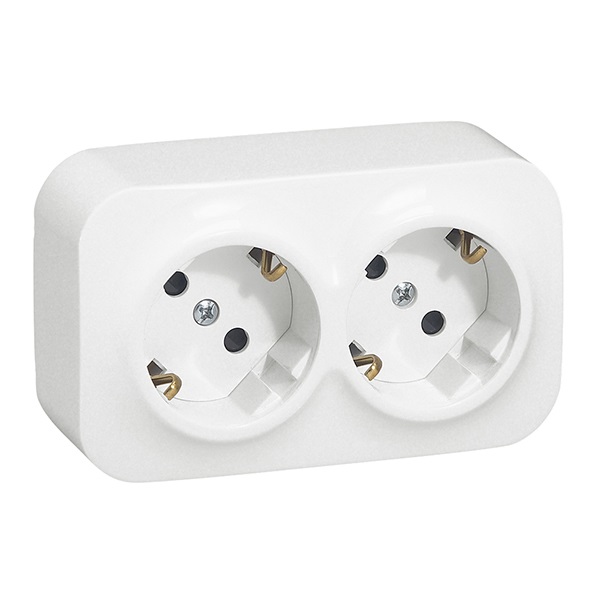 

Розетка Legrand Quteo 2x2К+З белый 782213