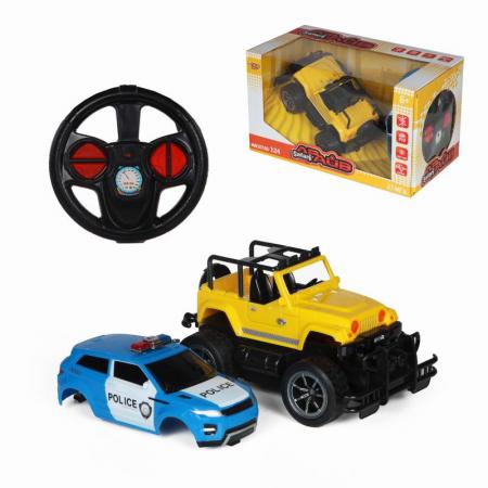 

YAKO, Машина на ру 1:24 со сменным корпусом, аккум., M6273